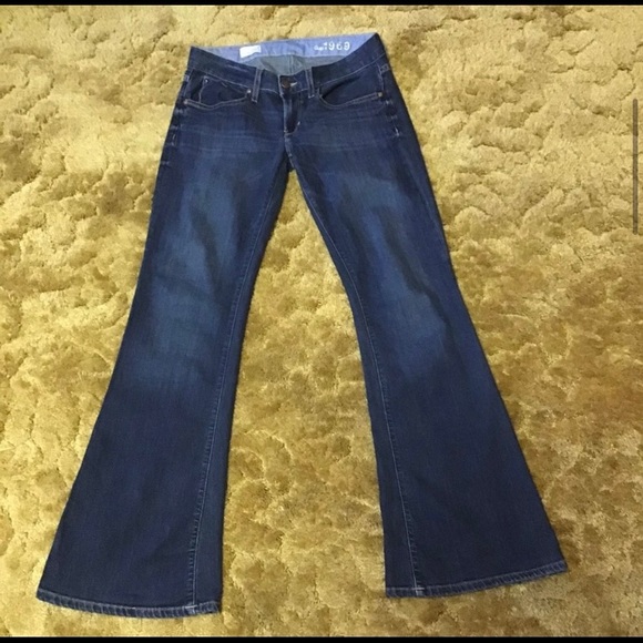 Gap bellbottom flare jeans - Picture 2 of 7